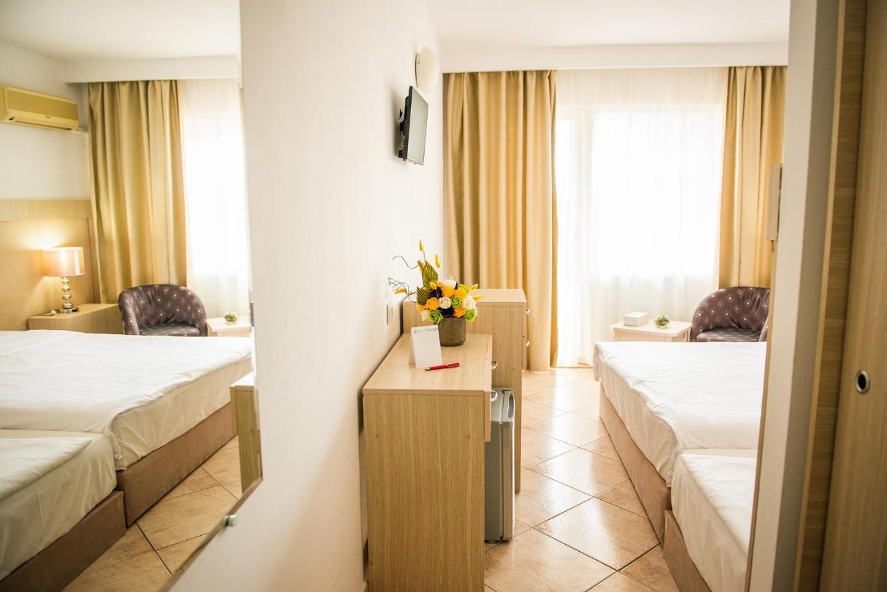 Hotel Majestic 3*
