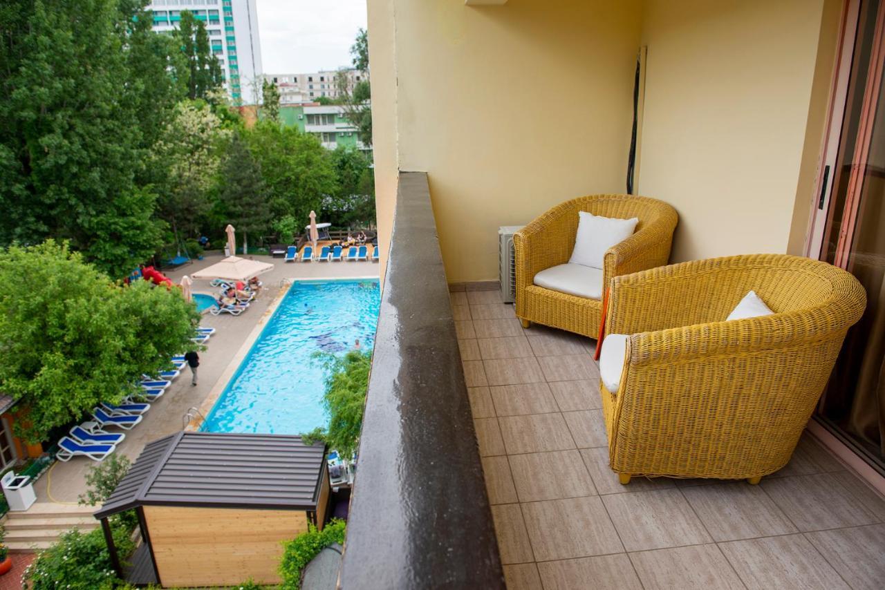 Majestic Half Board & Hotel 3*